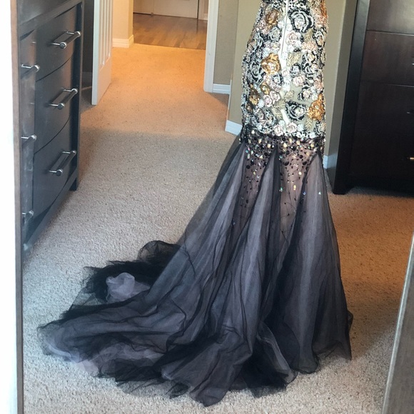 Terani Couture - Beyond words stunning! - Picture 8 of 8